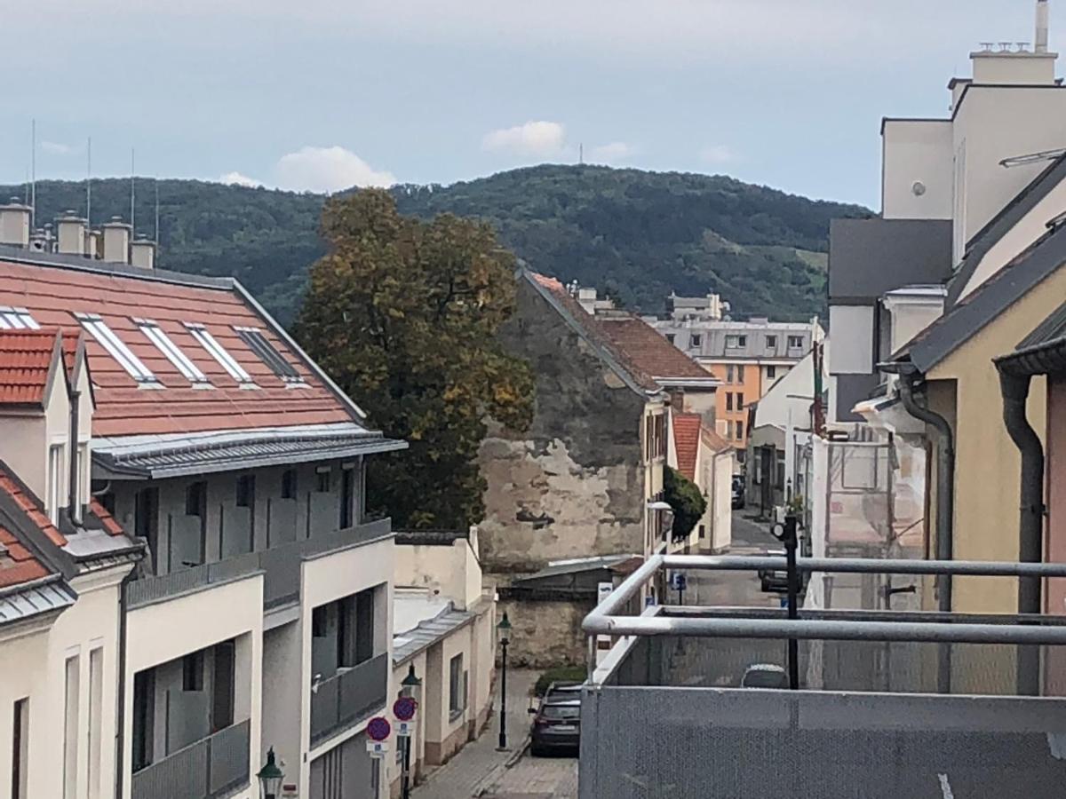 Mf City Apartment Korneuburg Exterior photo